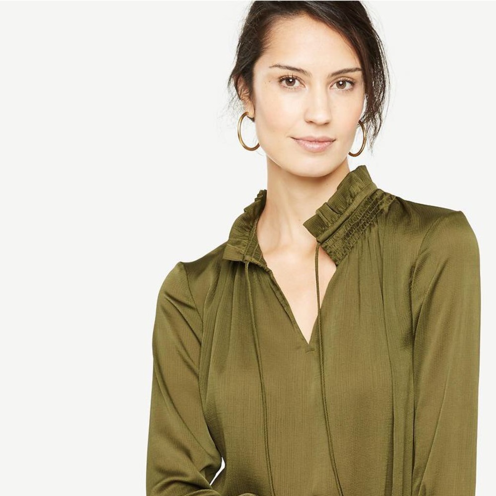 Ann Taylor Olive Peasant Blouse